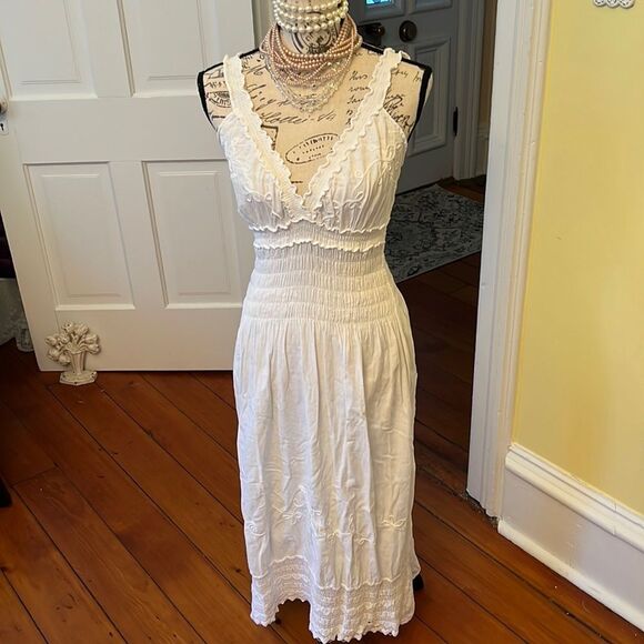 Gorgeous Gauzy Beach Smock Bodice Beach Dress O/S Small - Picture 1 of 10